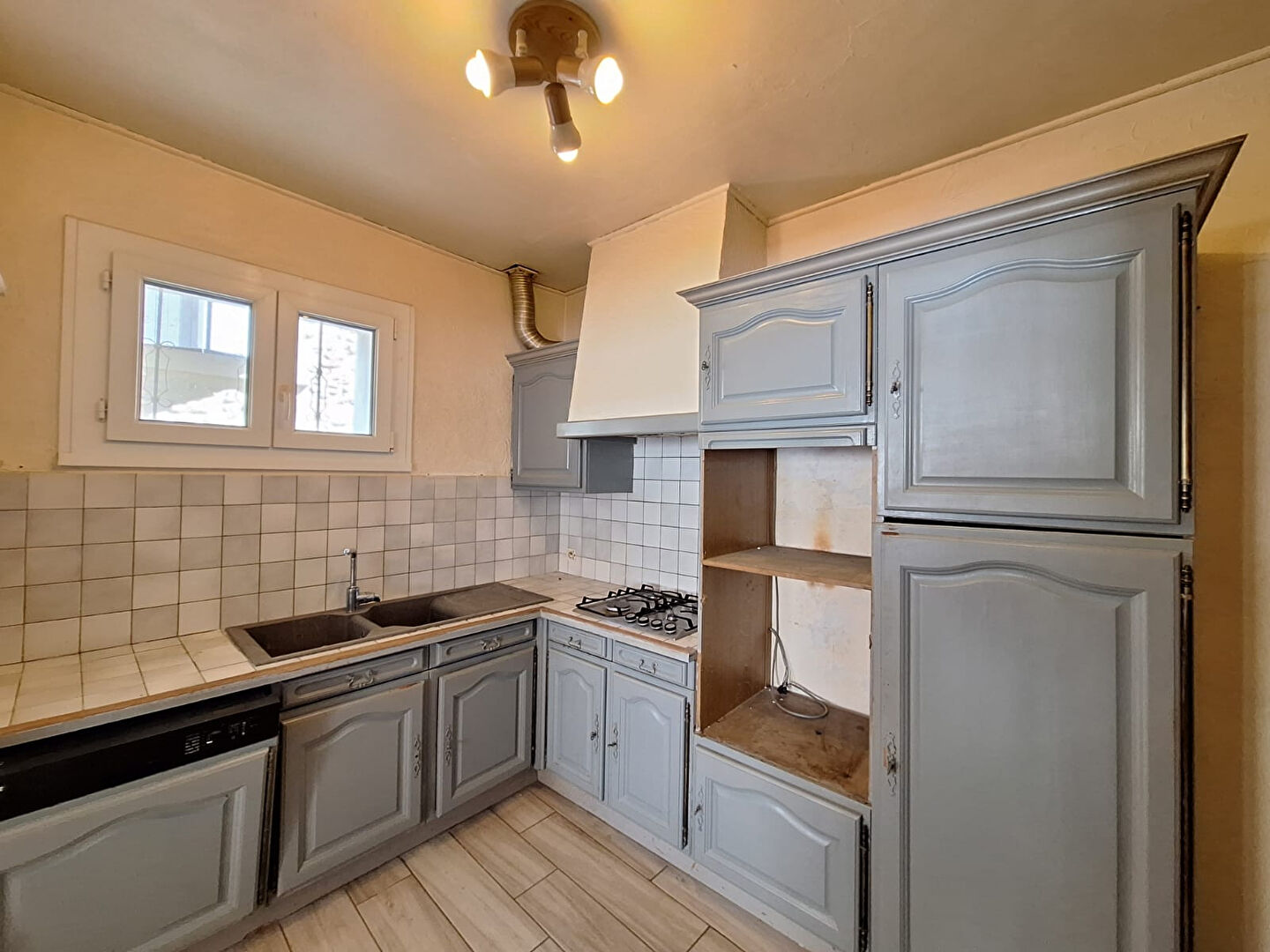 Photo Charmante maison de village à Rochegude / 3 chambres + combles aménageables. image 4/6