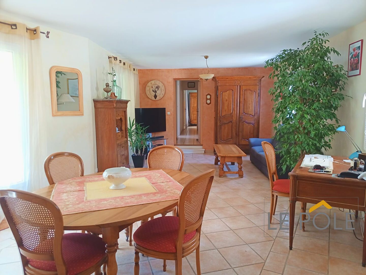 Photo VILLA DE PLAIN-PIED, AU CALME, SUR 2350M² DE TERRAIN image 5/6