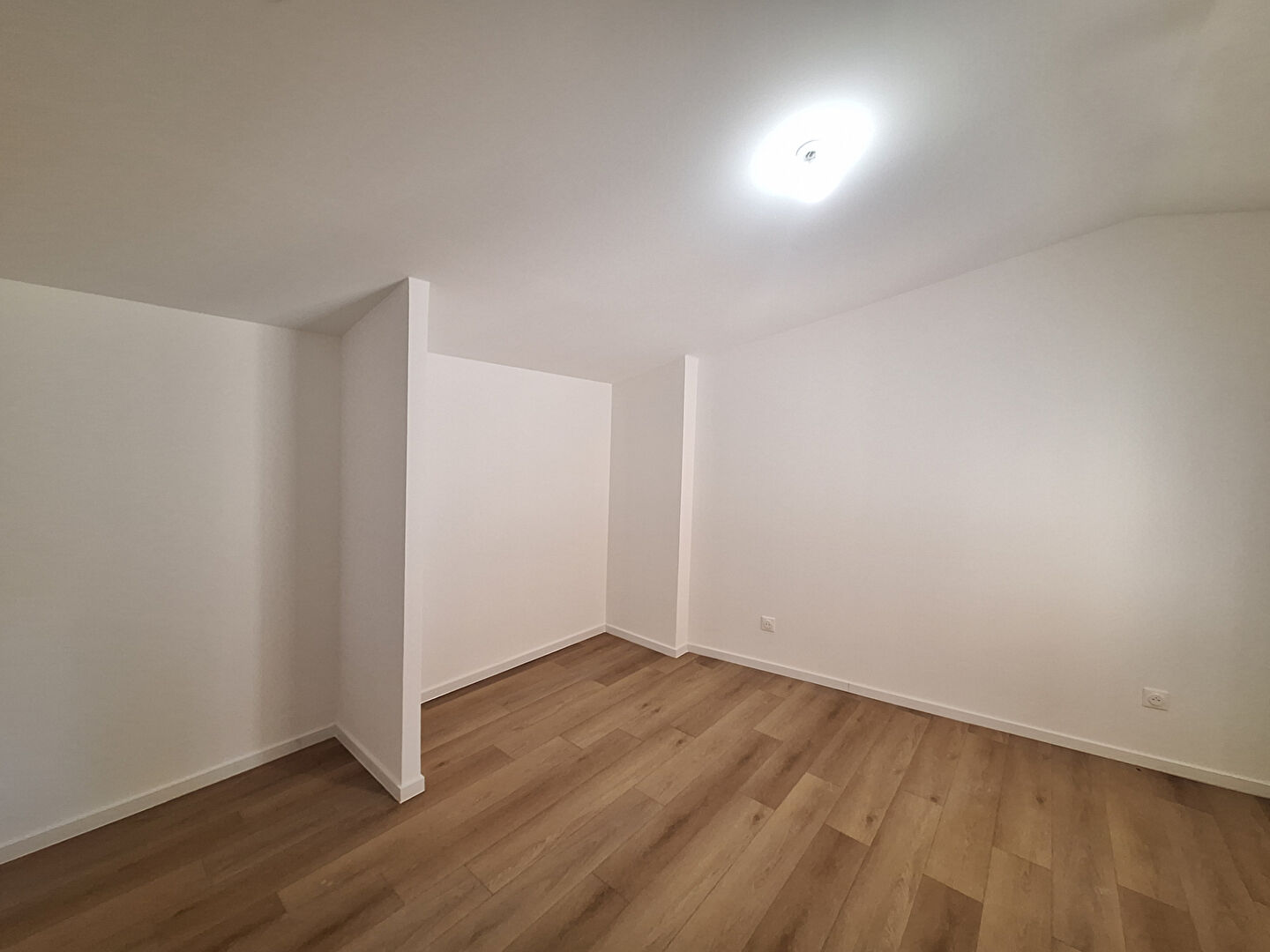 Photo Appartement Suze La Rousse 4 pièce(s) 88.33 m2 image 4/6