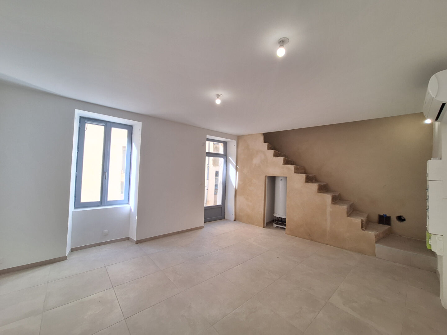 Agence immobilière de AREA IMMOBILIER