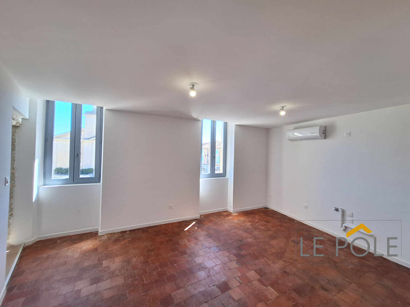 Agence immobilière de AREA IMMOBILIER