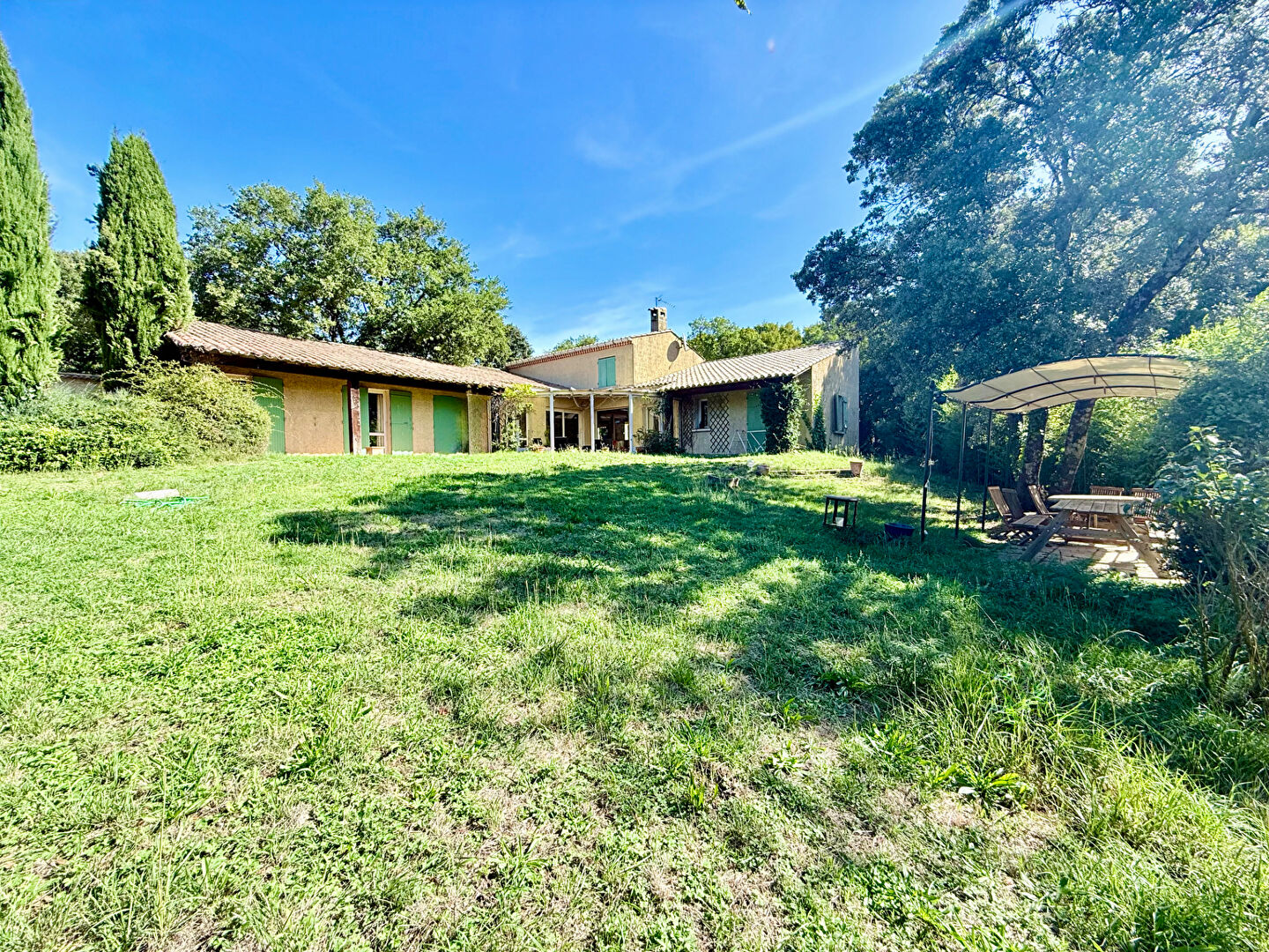 Agence immobilière de AREA IMMOBILIER