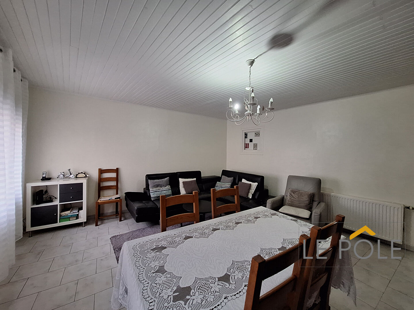 Photo Maison Lapalud 6 pièce(s) 182 m2 image 4/6