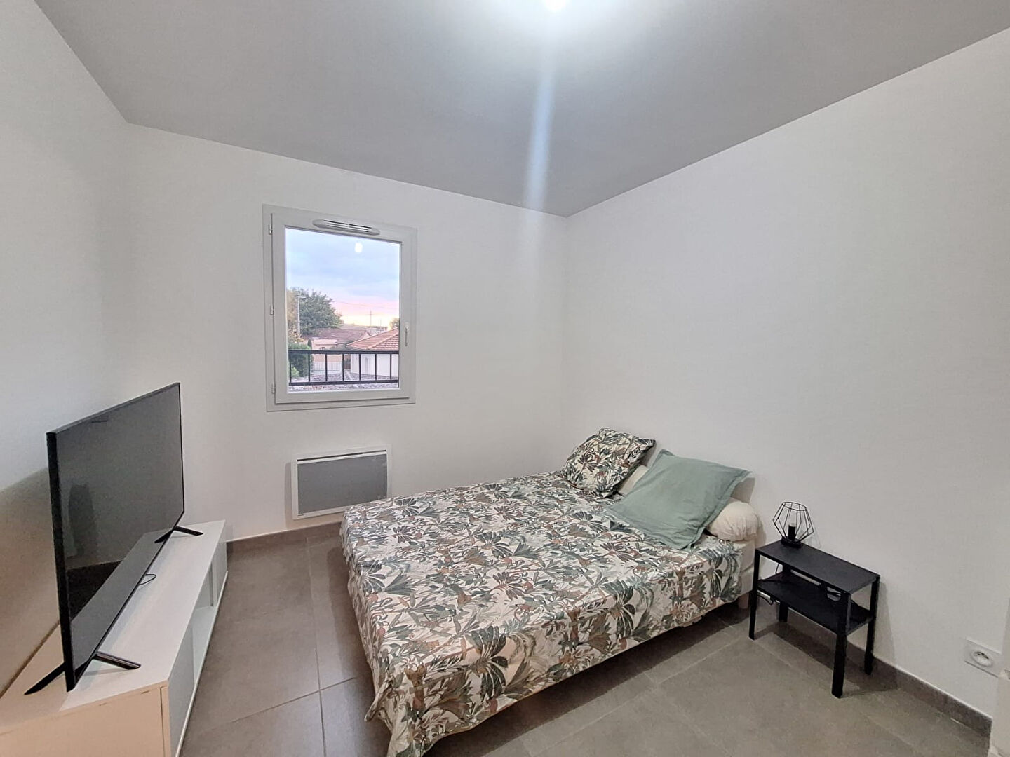 Photo Villa de plain pied 3 pièces avec  terrasse et garage. image 4/6