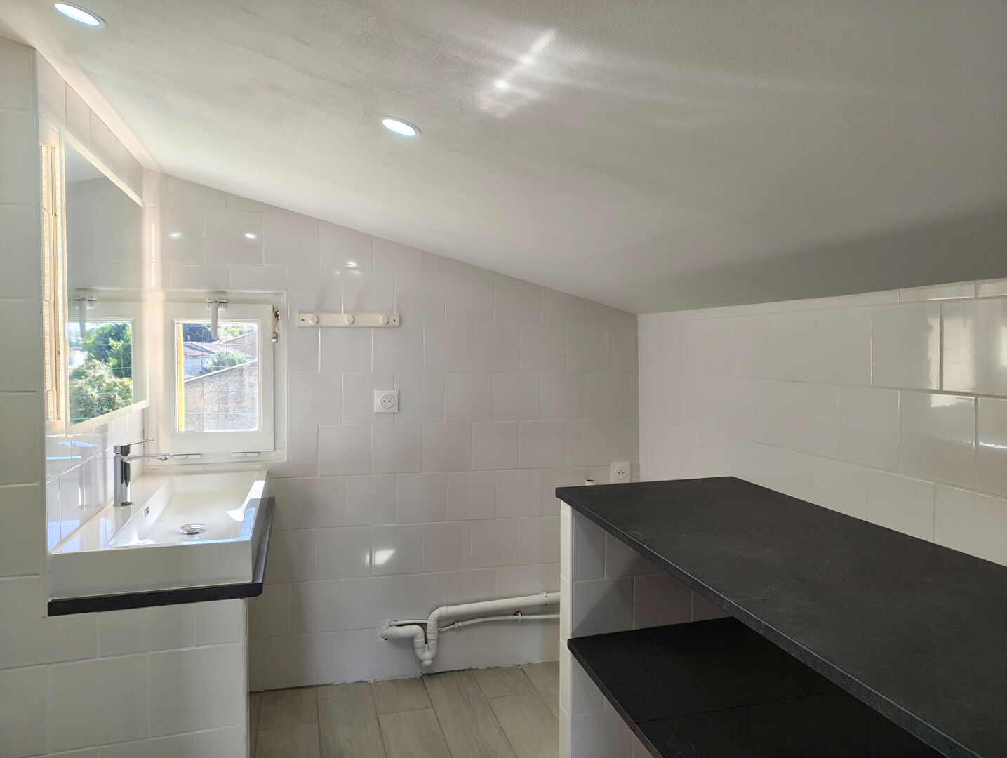 Photo MAISON DE VILLAGE AVEC GARAGE image 5/6