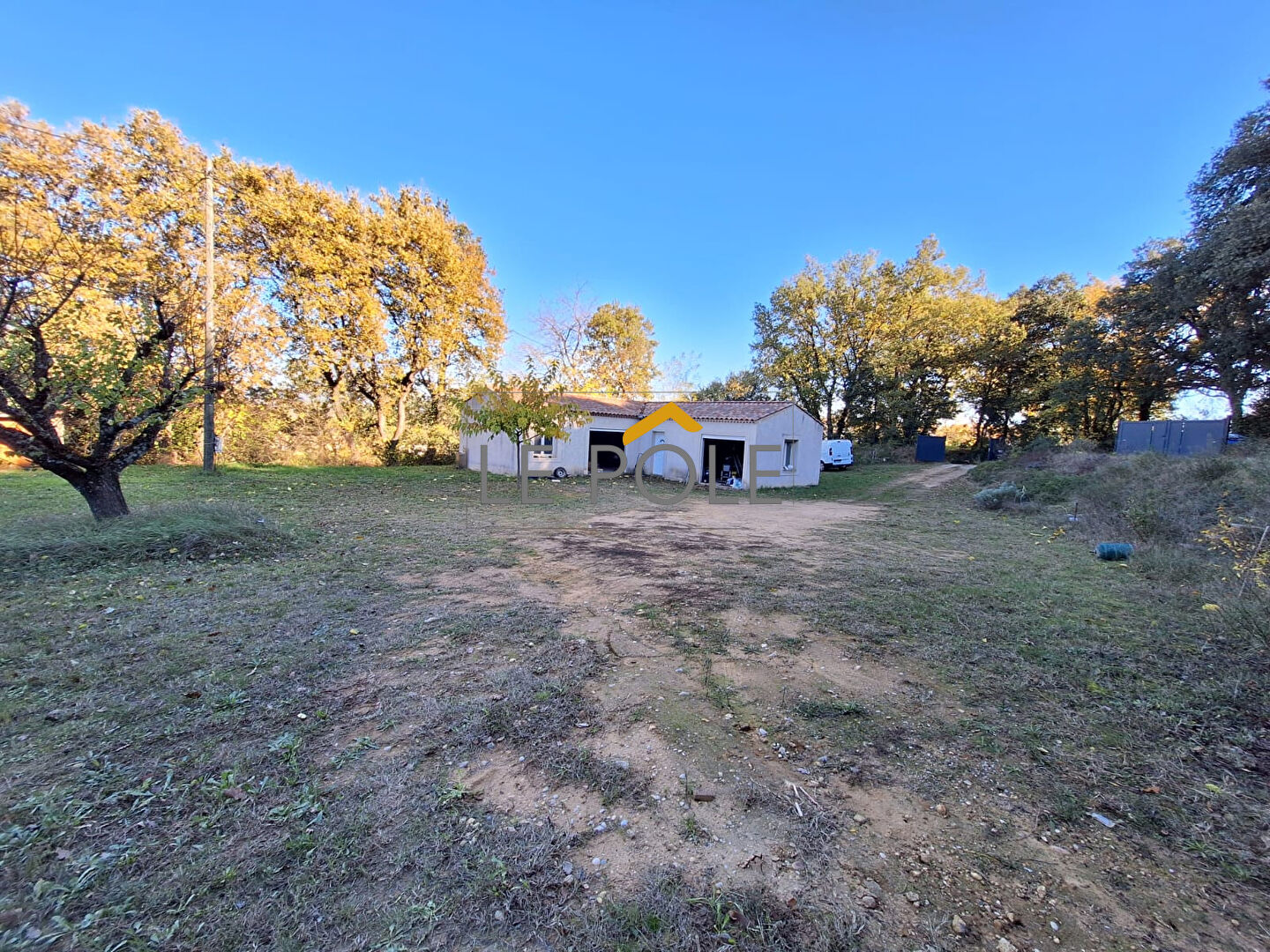 Photo Garage de 90m² à Pont Saint Esprit image 3/6