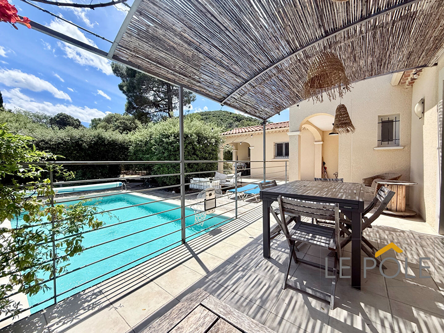 Agence immobilière de AREA IMMOBILIER