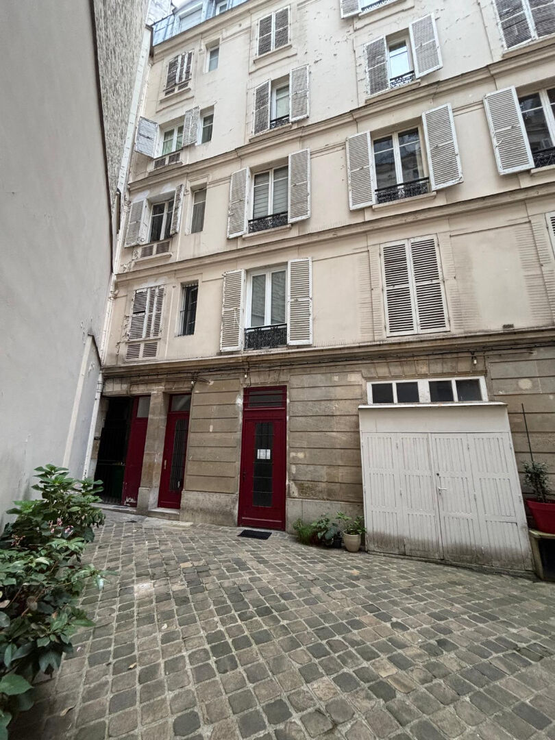 Photo A  VENDRE  - rue de Maubeuge PARIS 9ème image 4/6