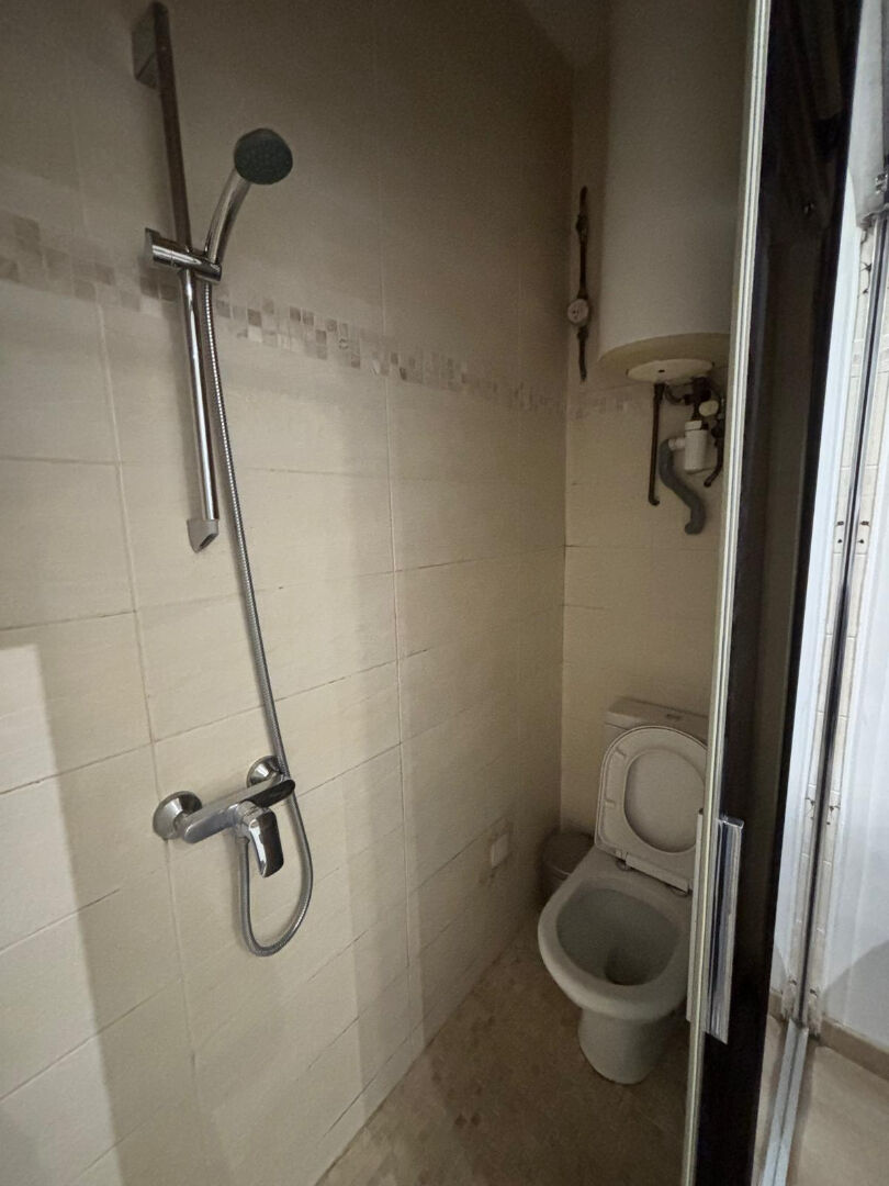 Photo A  VENDRE  - rue de Maubeuge PARIS 9ème image 5/6