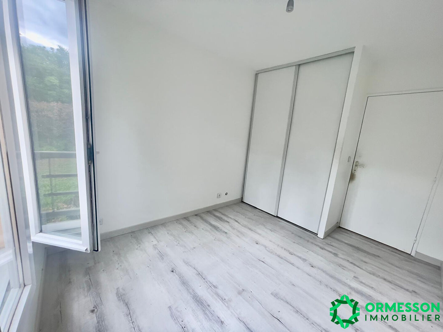 Photo Domont : Beau 2 pièces avec balcon image 2/6