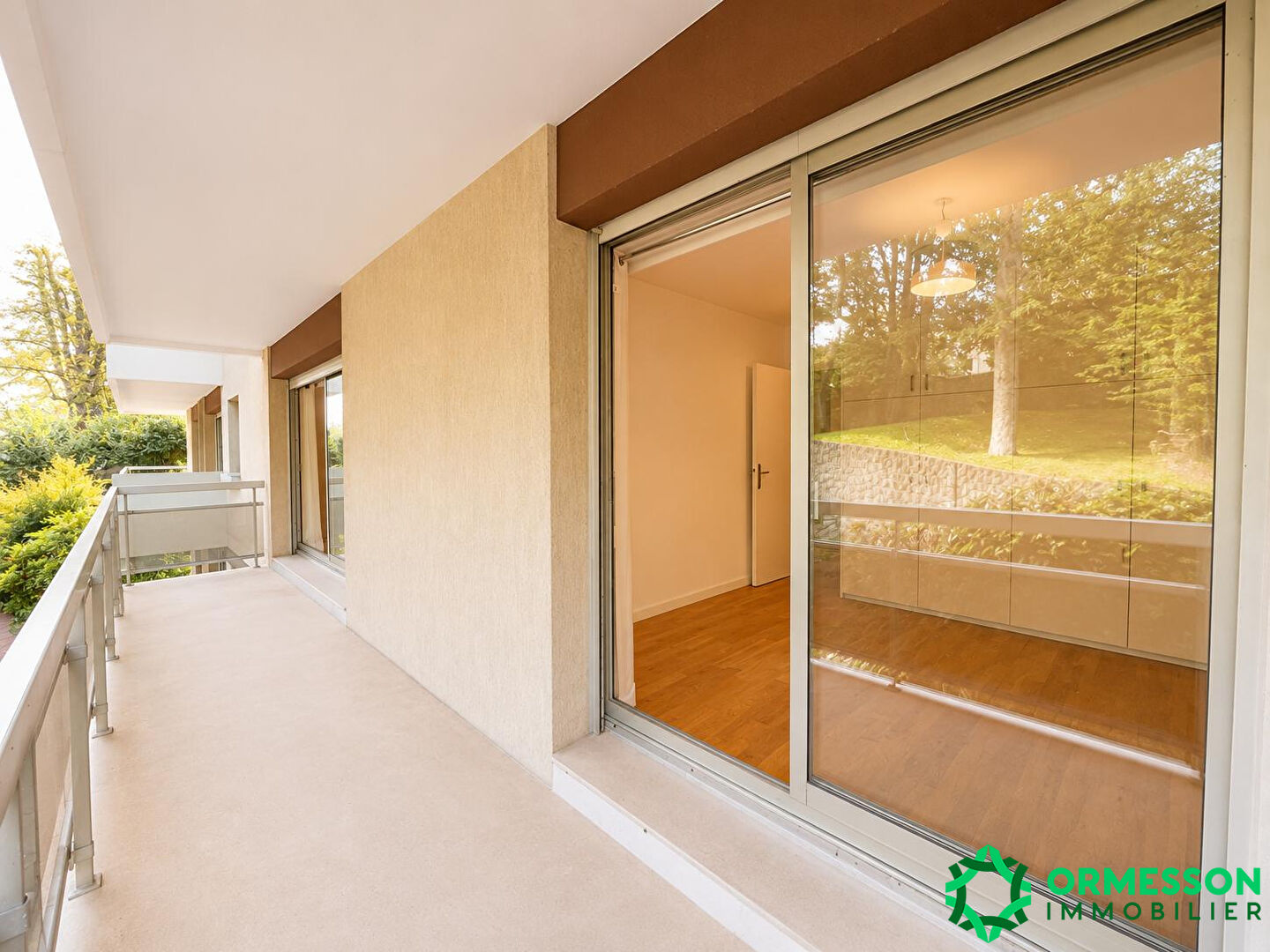 Agence immobilière de AROLA GESTION Saint maurice