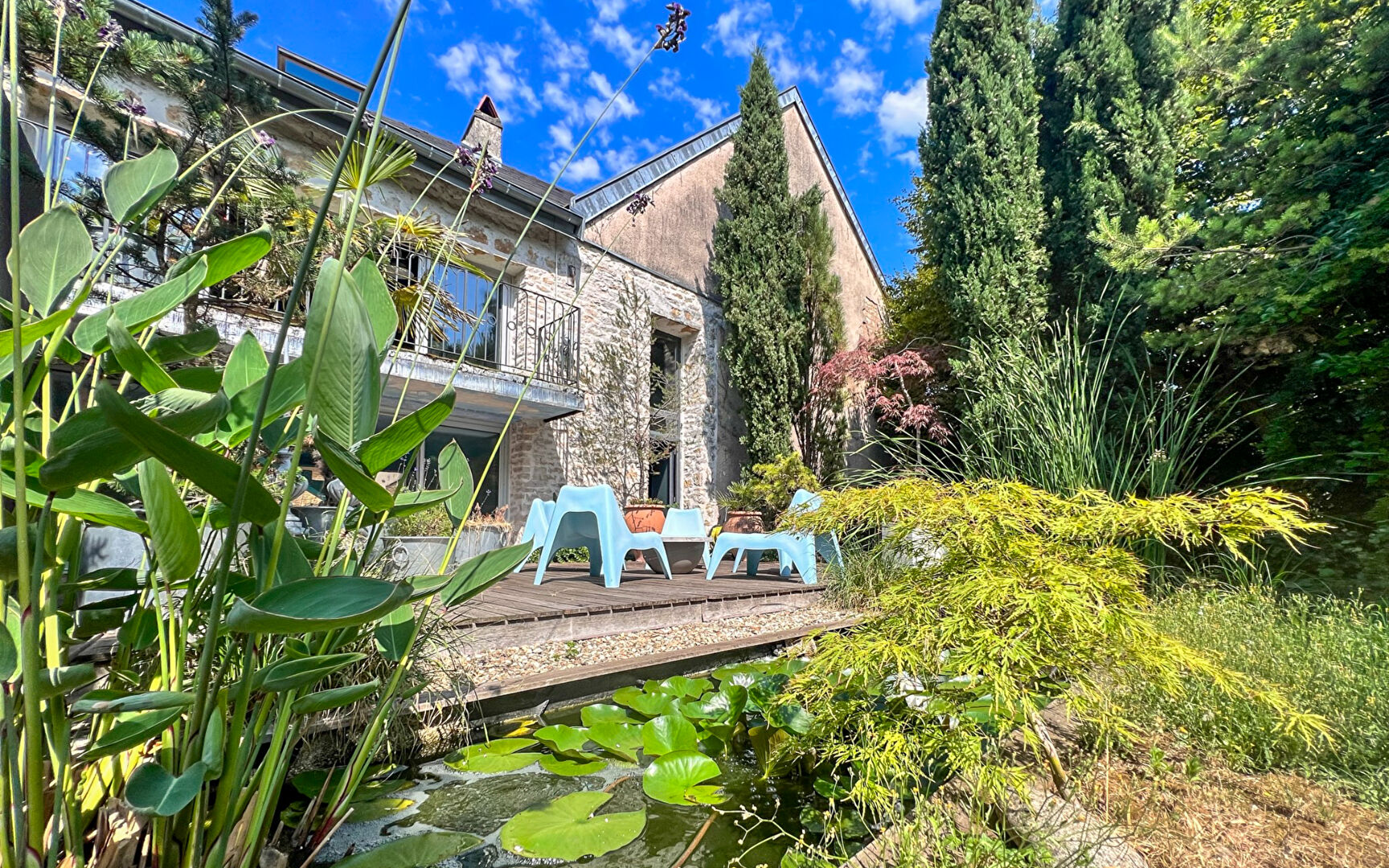 Loft avec piscine dans un ancien relais de diligence