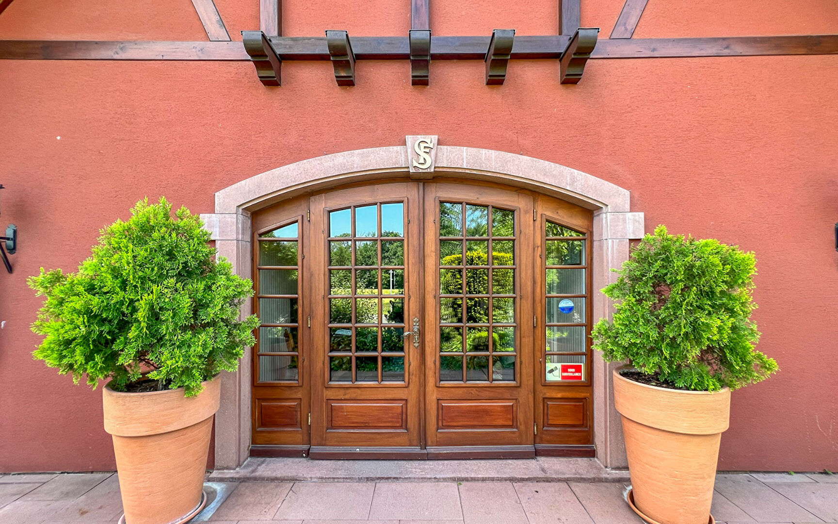 Photo UN ANCIEN RESTAURANT VOUS OUVRE SES PORTES, A 10min de MULHOUSE image 3/6