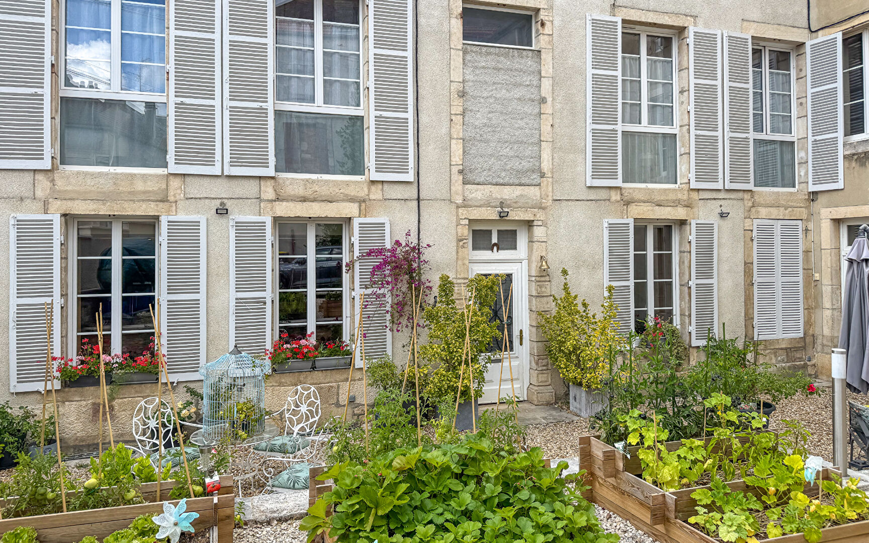 Agence immobilière de ARRIERE-COUR Besancon