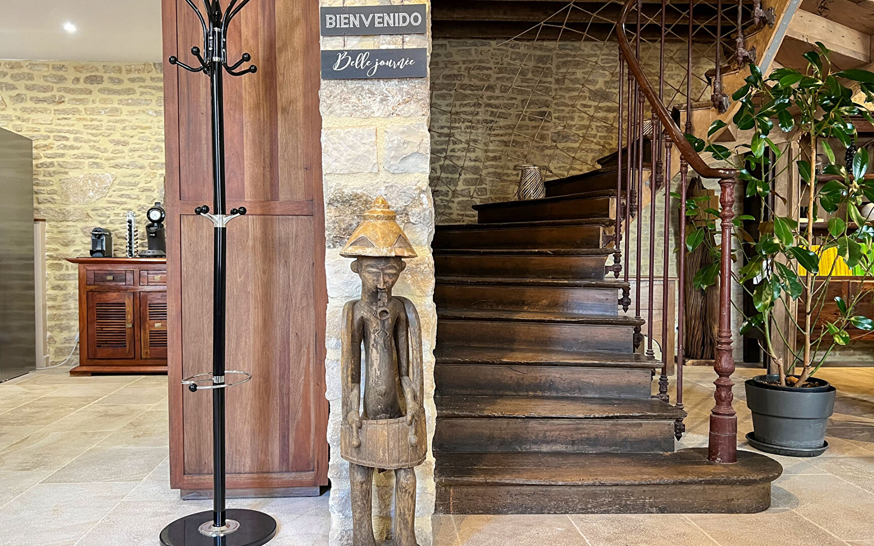 Photo ANCIEN MONASTERE du 17ème SUPERBEMENT RESTAURE image 5/6