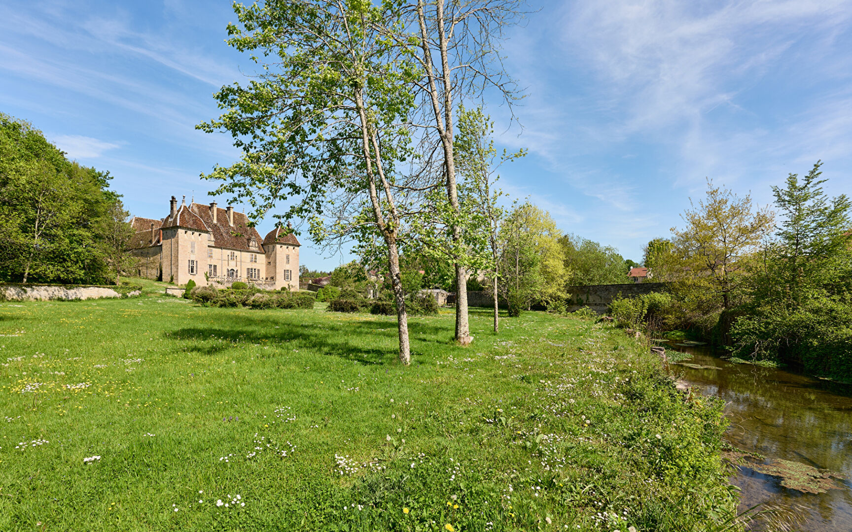 Photo Château de Filain : un trésor en Franche-Comté image 4/6