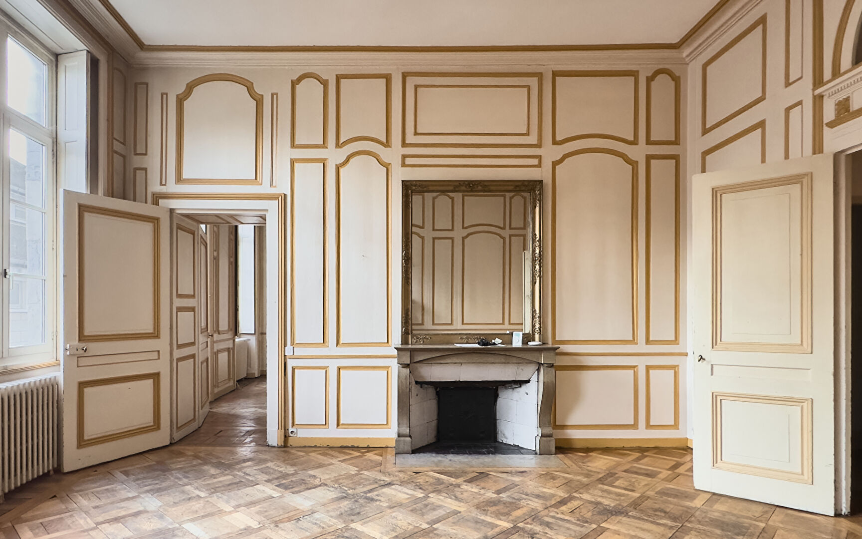 Photo Appartement Haussmannien au coeur de la Boucle 150m² image 3/6