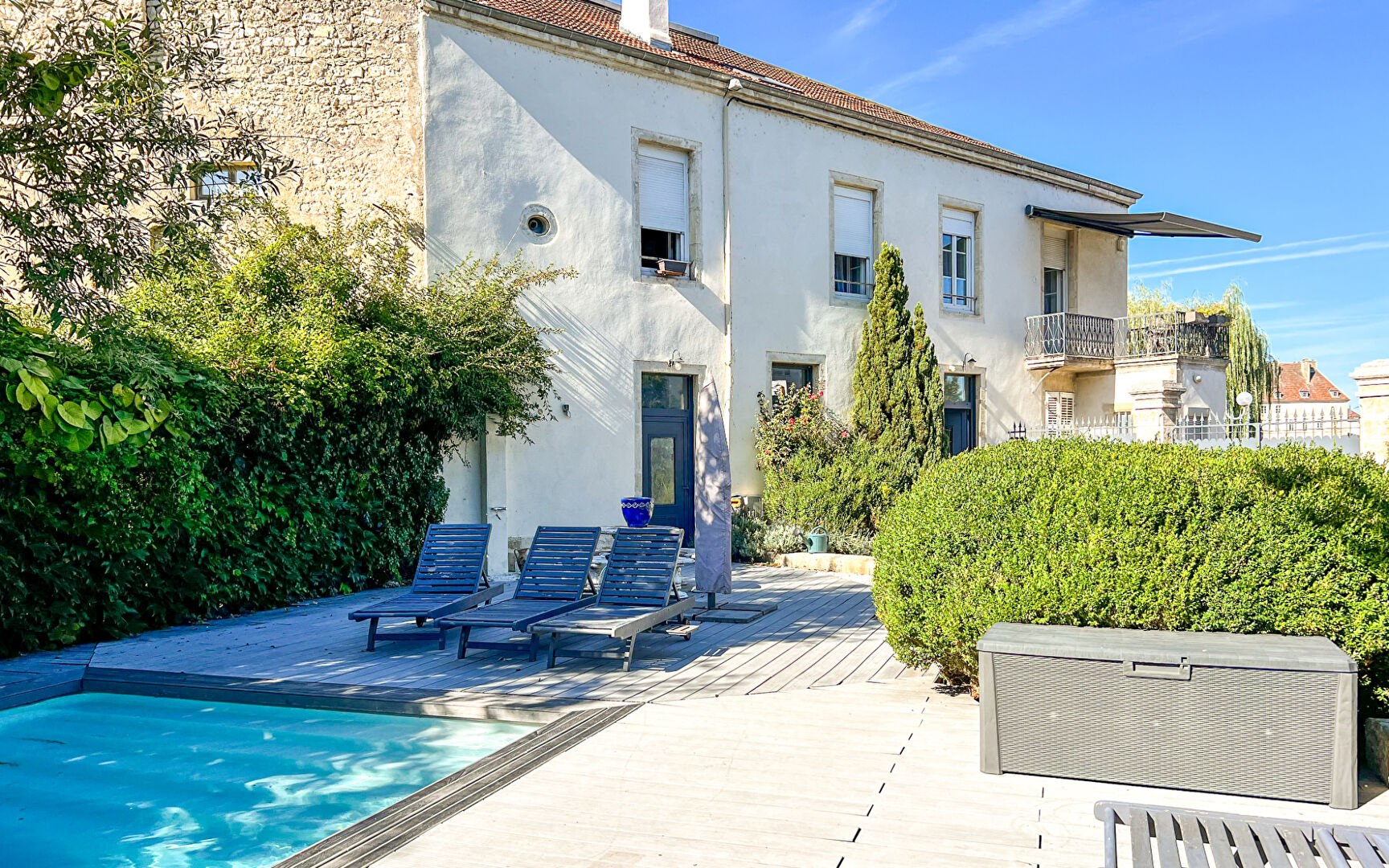 Agence immobilière de ARRIERE-COUR Besancon