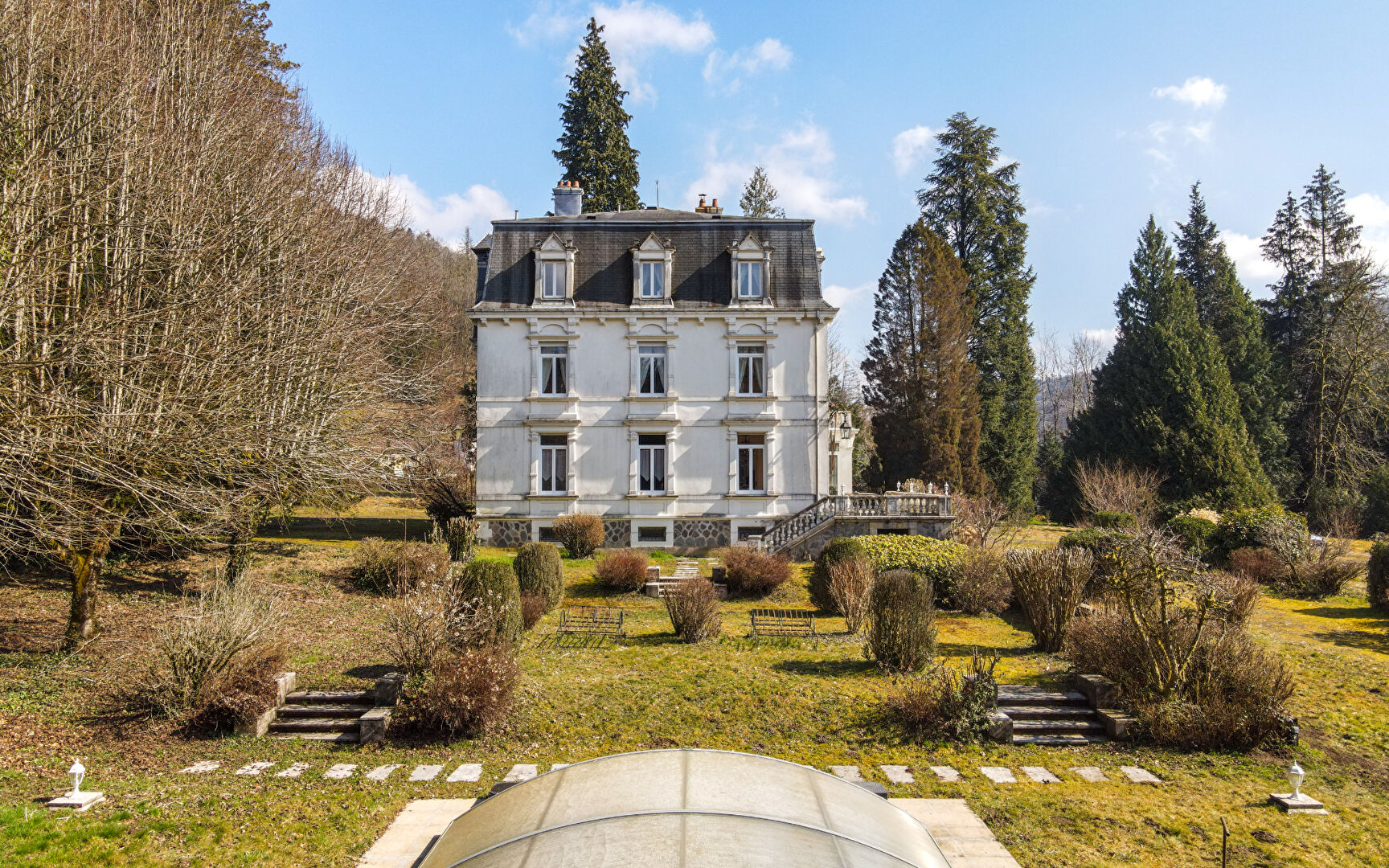 Agence immobilière de ARRIERE-COUR Besancon