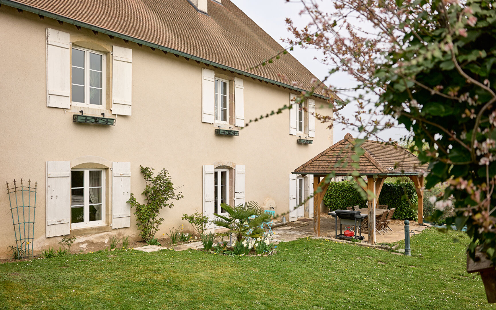 Agence immobilière de ARRIERE-COUR Besancon