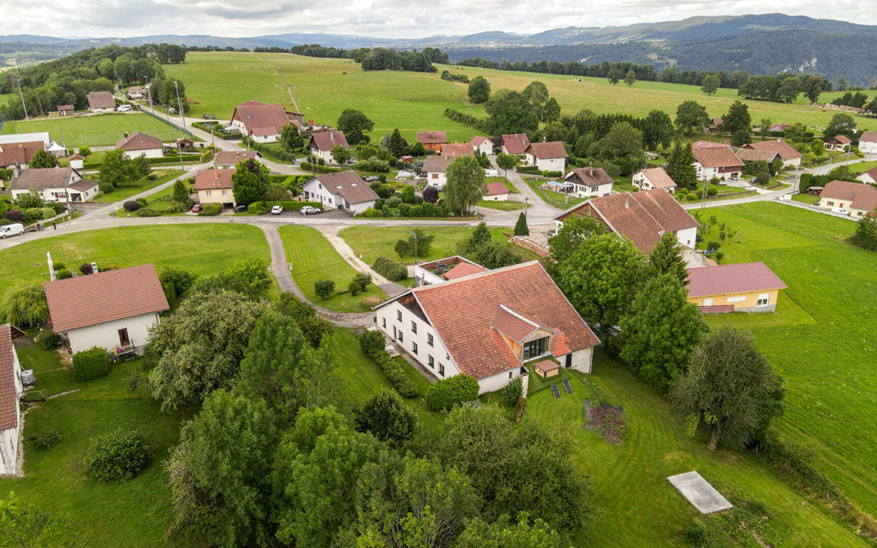 Ferme Rénovée Proche de Morteau