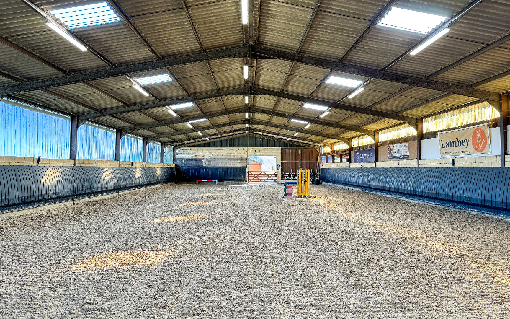 Photo PROPRIETE EQUESTRE à JUVILLE image 2/6