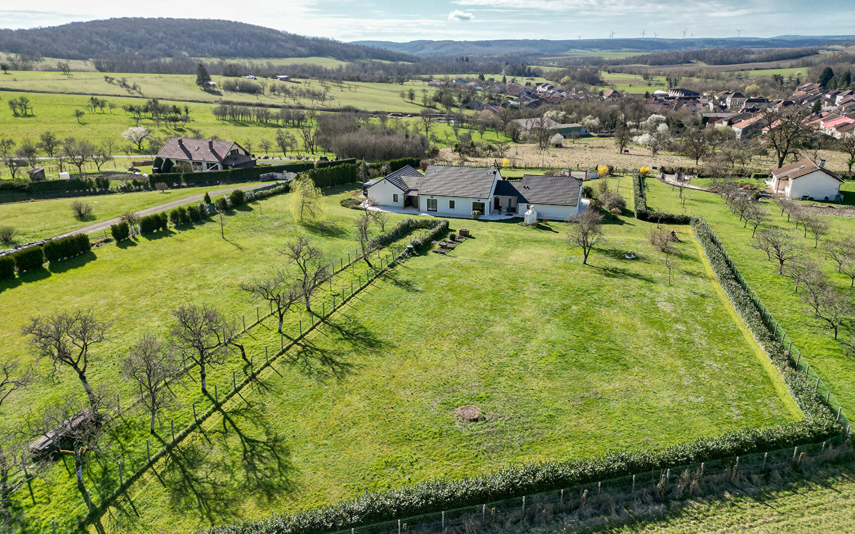 Photo MAISON d'ARCHITECTE DOMINANT LA CAMPAGNE image 5/6