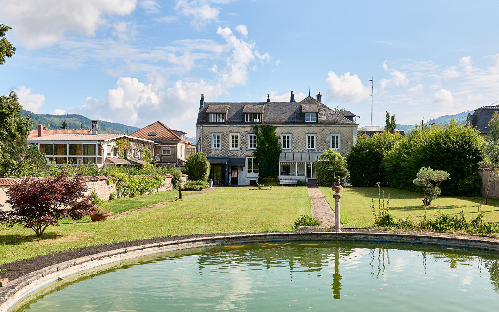 Agence immobilière de ARRIERE-COUR Besancon