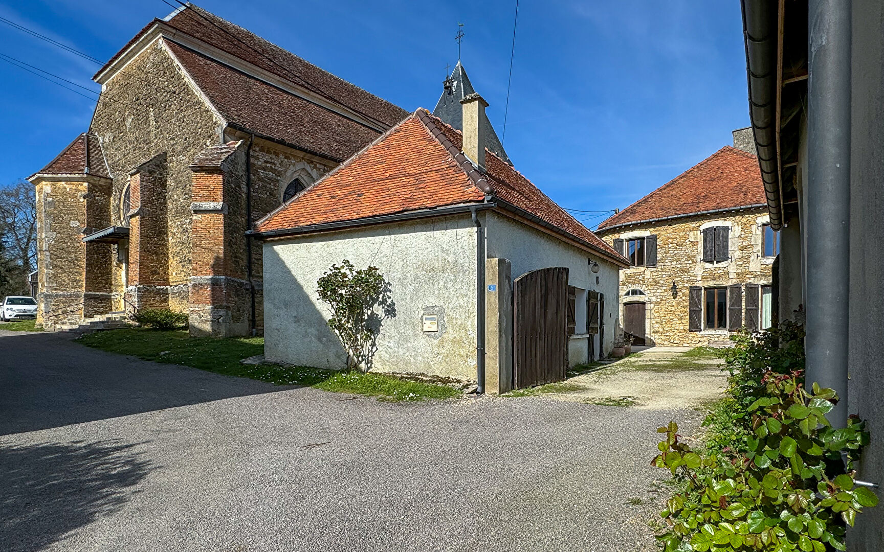 Agence immobilière de ARRIERE-COUR Besancon