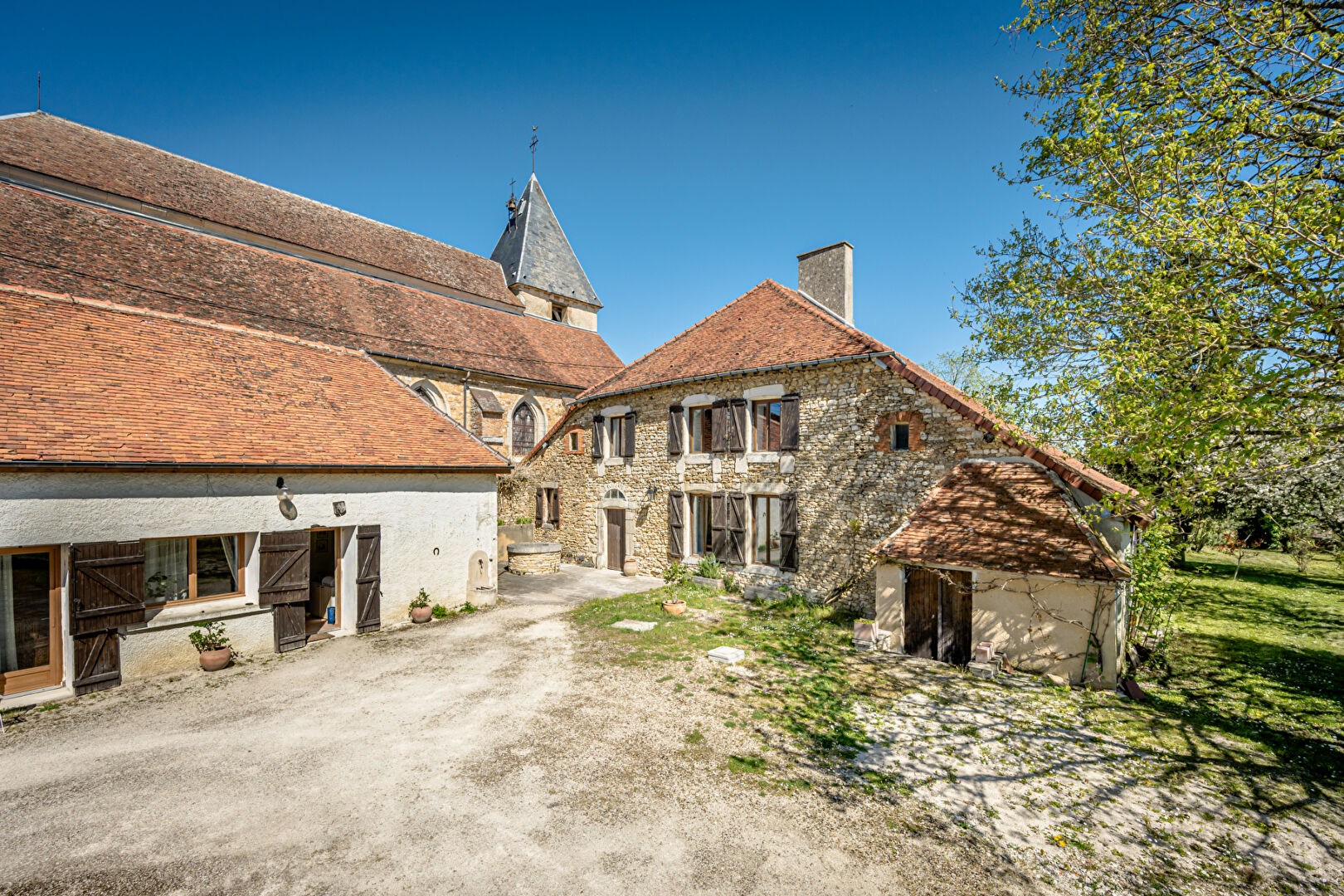 Agence immobilière de ARRIERE-COUR Besancon