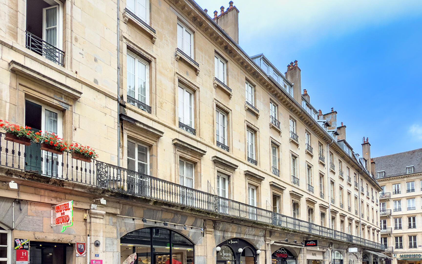 Agence immobilière de ARRIERE-COUR Besancon