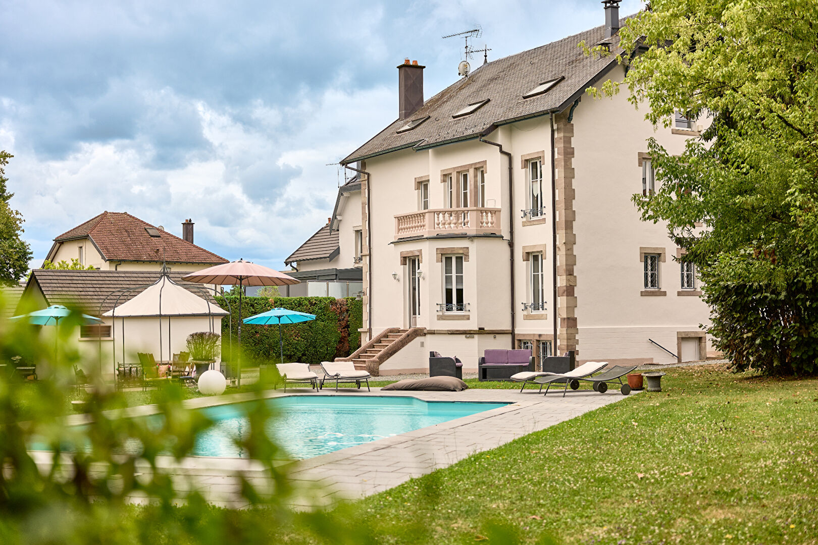 Agence immobilière de ARRIERE-COUR Besancon