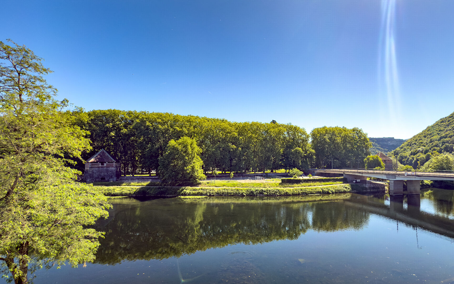 Agence immobilière de ARRIERE-COUR Besancon