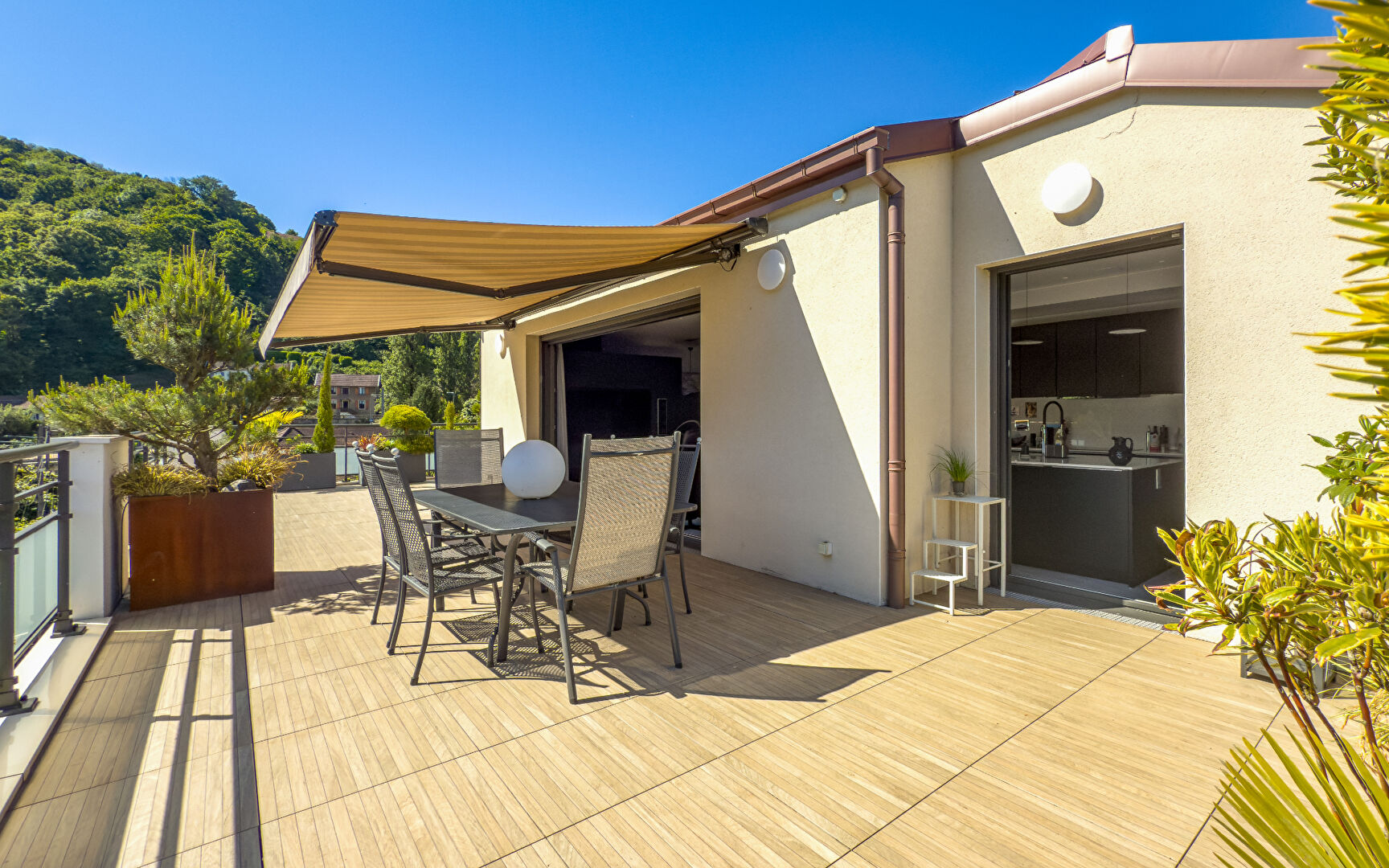 Agence immobilière de ARRIERE-COUR Besancon