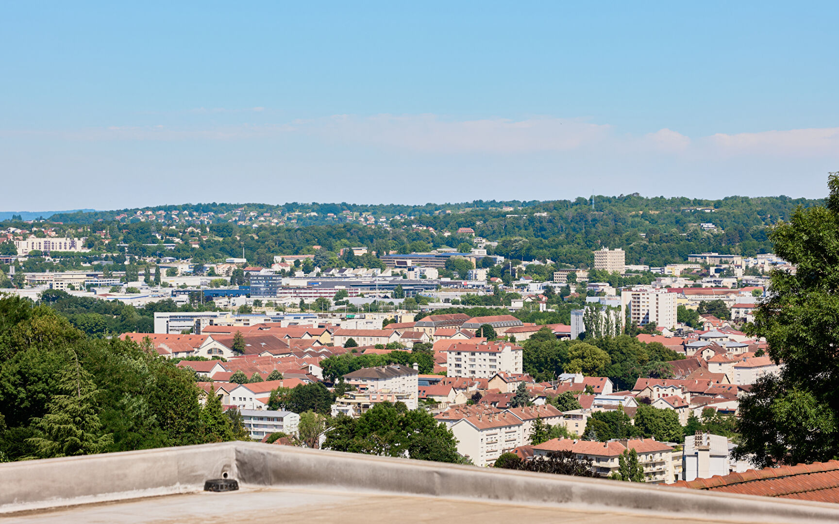 Agence immobilière de ARRIERE-COUR Besancon