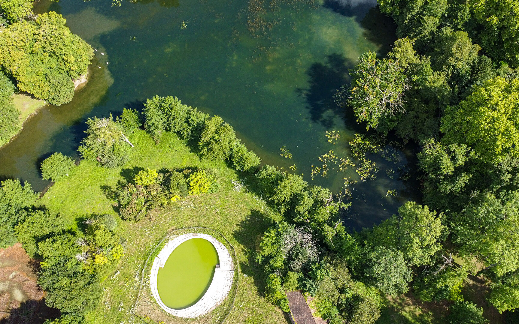 Photo Terrain constructible à Diénay dans domaine privé image 2/6