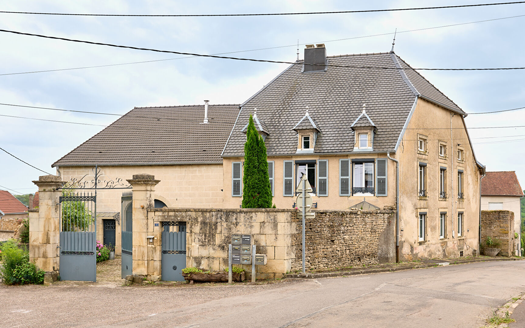 Photo Maison de maître proche de Vesoul image 6/6