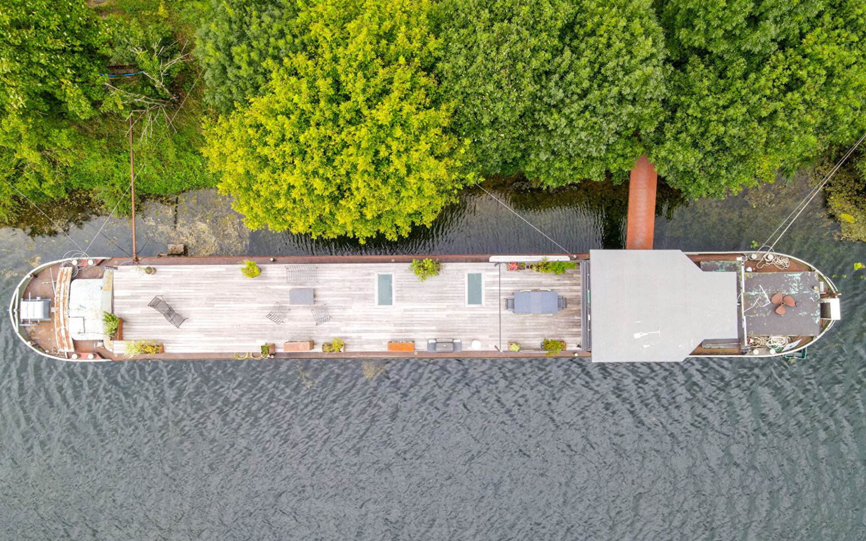 Photo Péniche à Besançon image 3/6