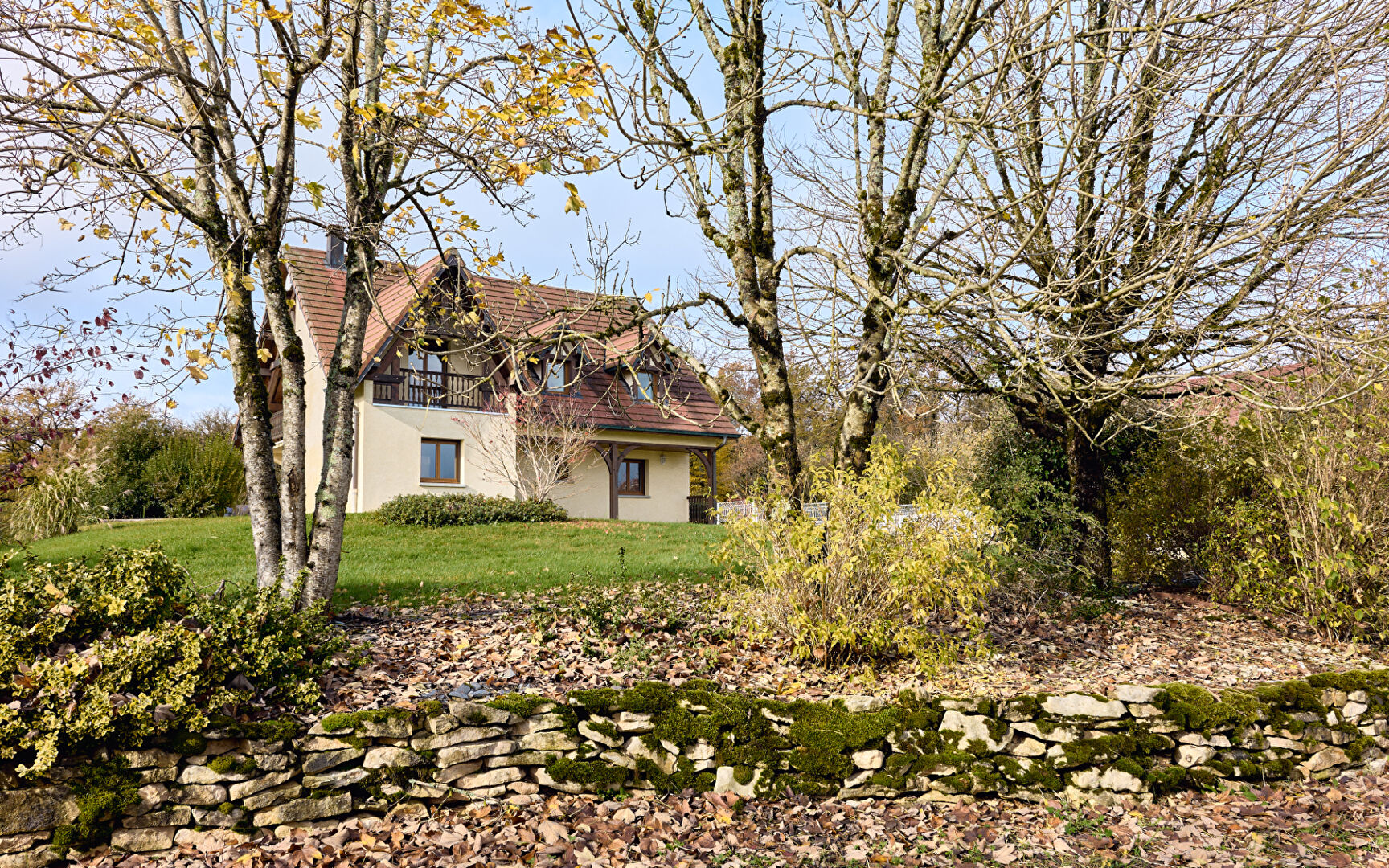 Agence immobilière de ARRIERE-COUR Besancon