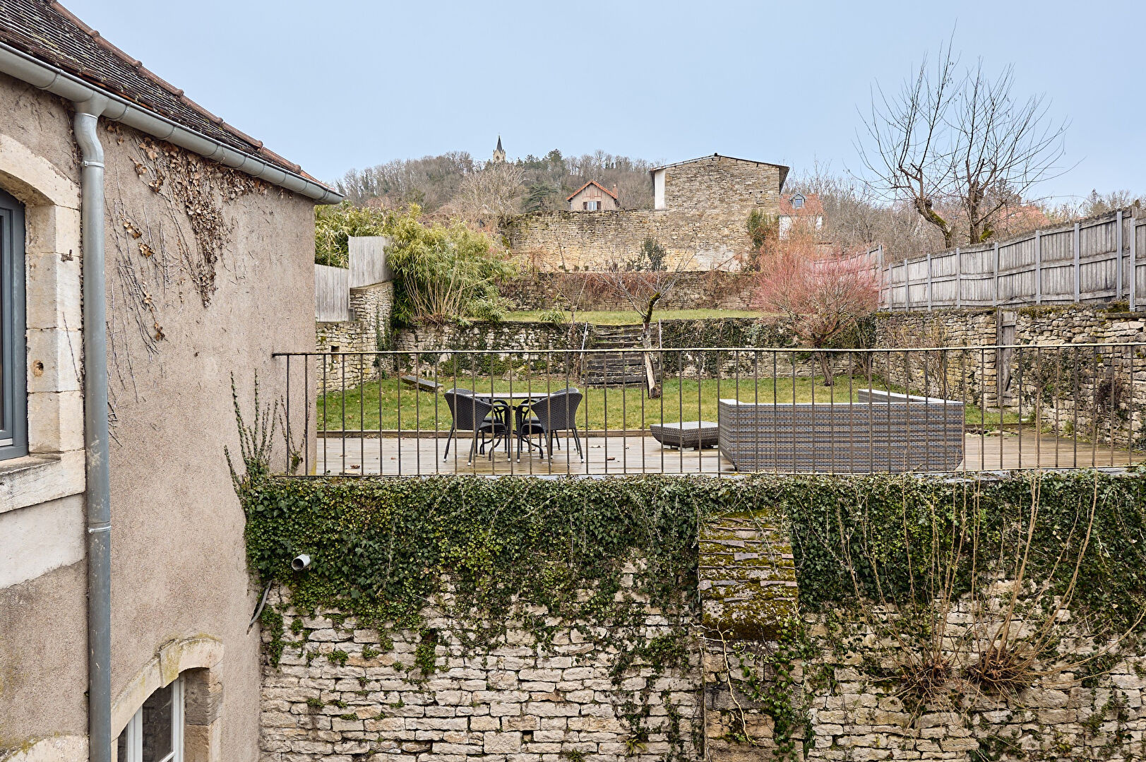 Agence immobilière de ARRIERE-COUR Besancon