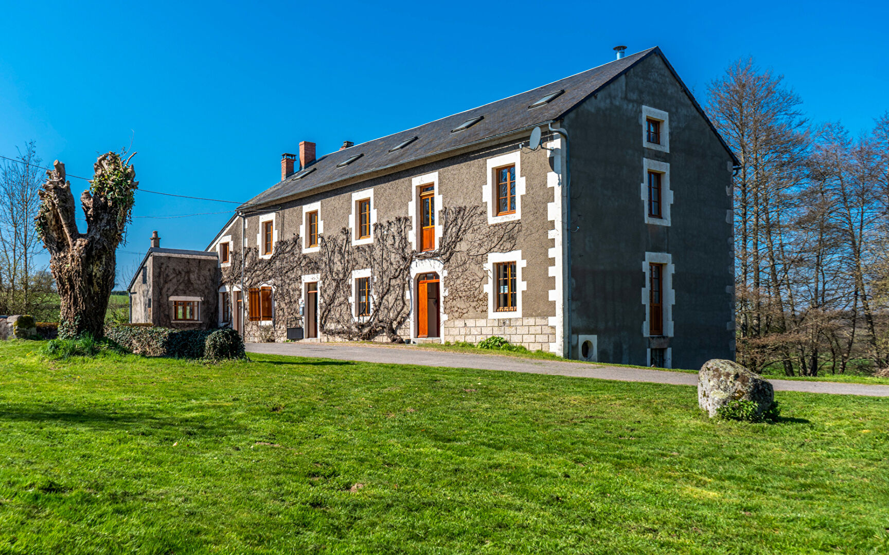 Agence immobilière de ARRIERE-COUR Besancon