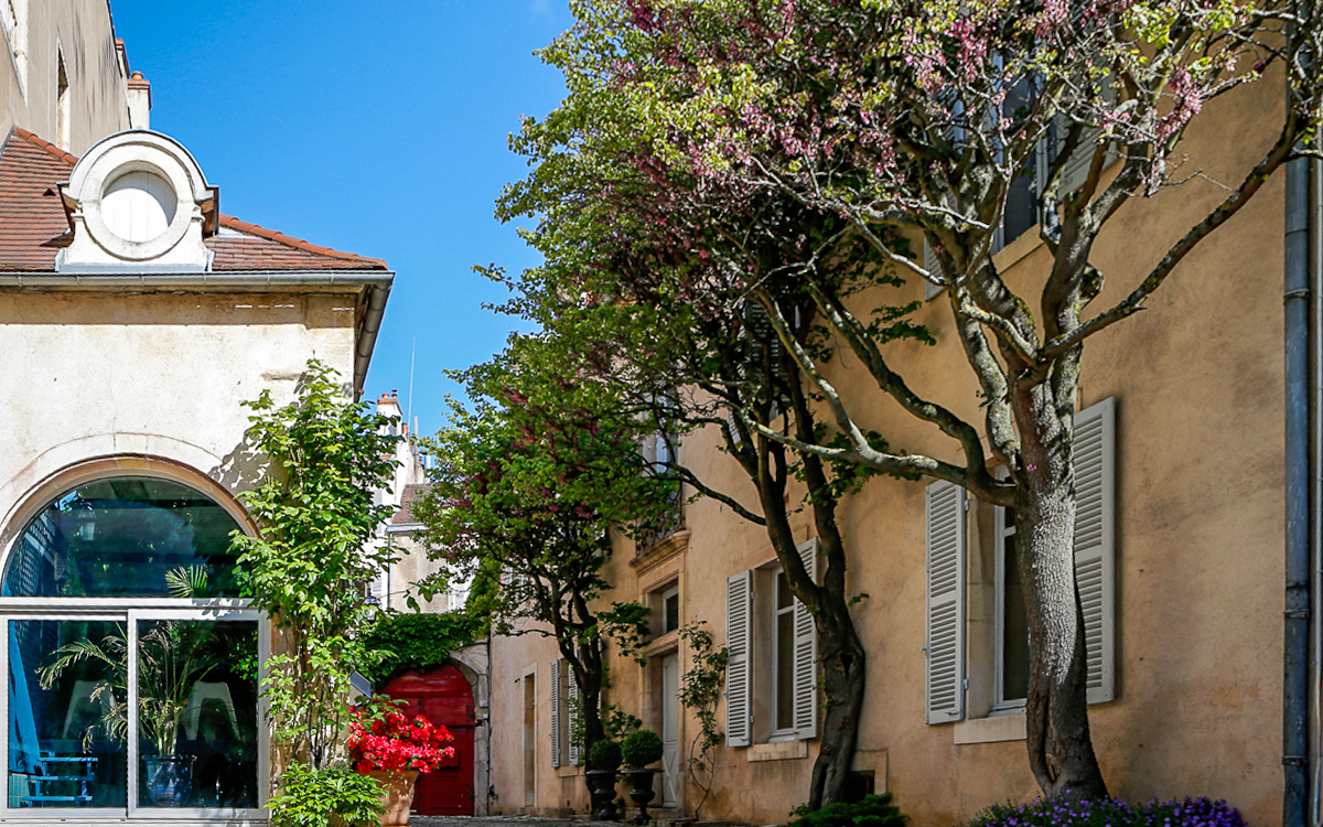 Agence immobilière de ARRIERE-COUR Besancon