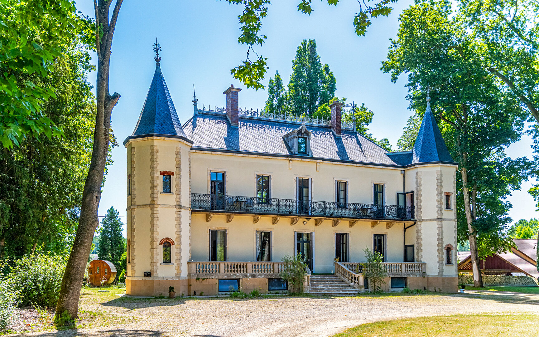 Agence immobilière de ARRIERE-COUR Besancon