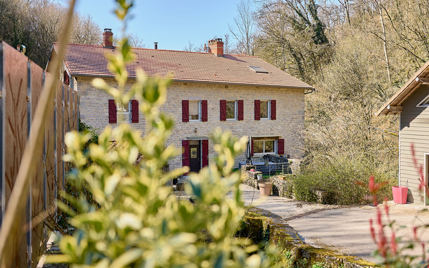 Agence immobilière de ARRIERE-COUR Besancon