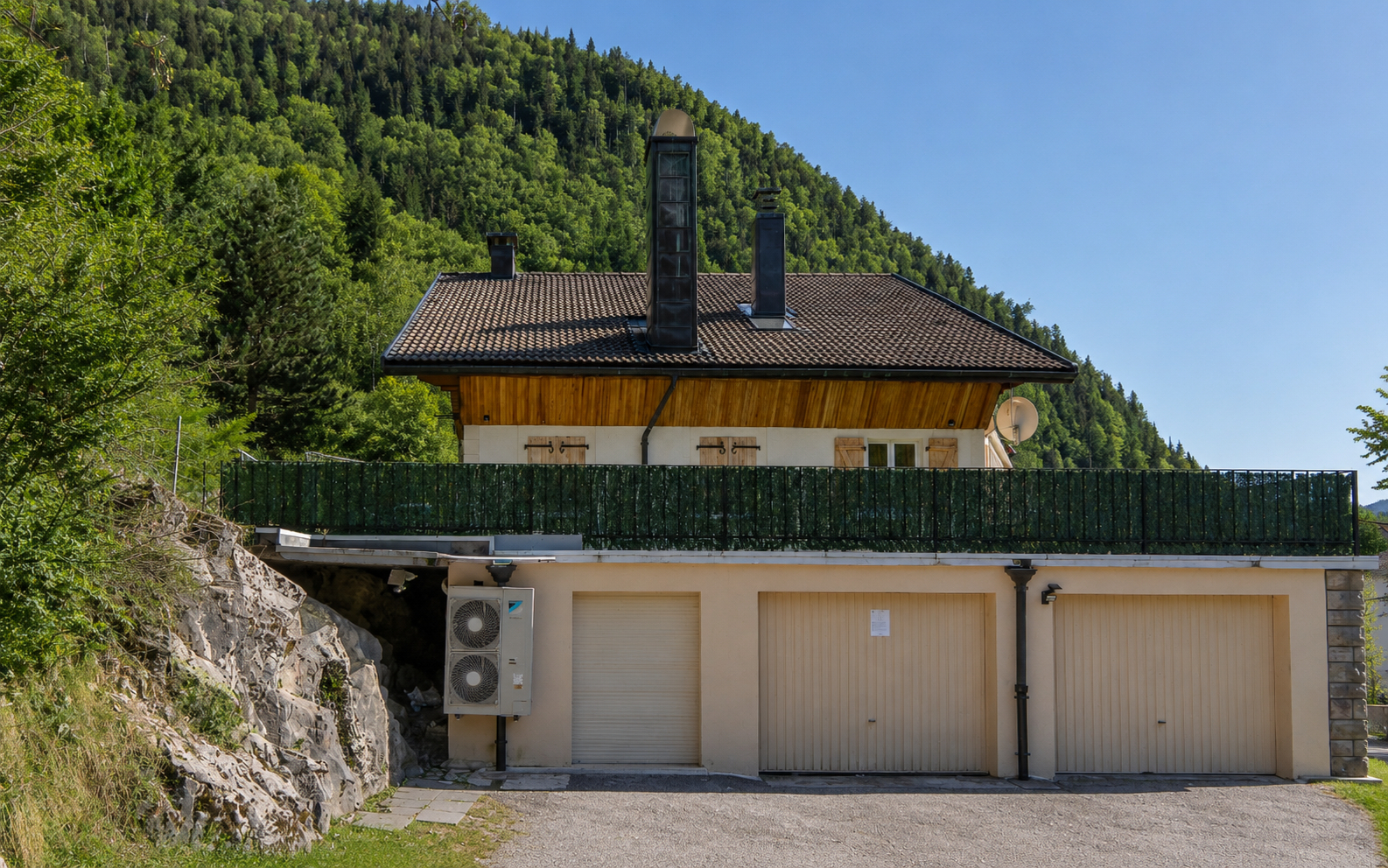 Agence immobilière de ARRIERE-COUR Besancon