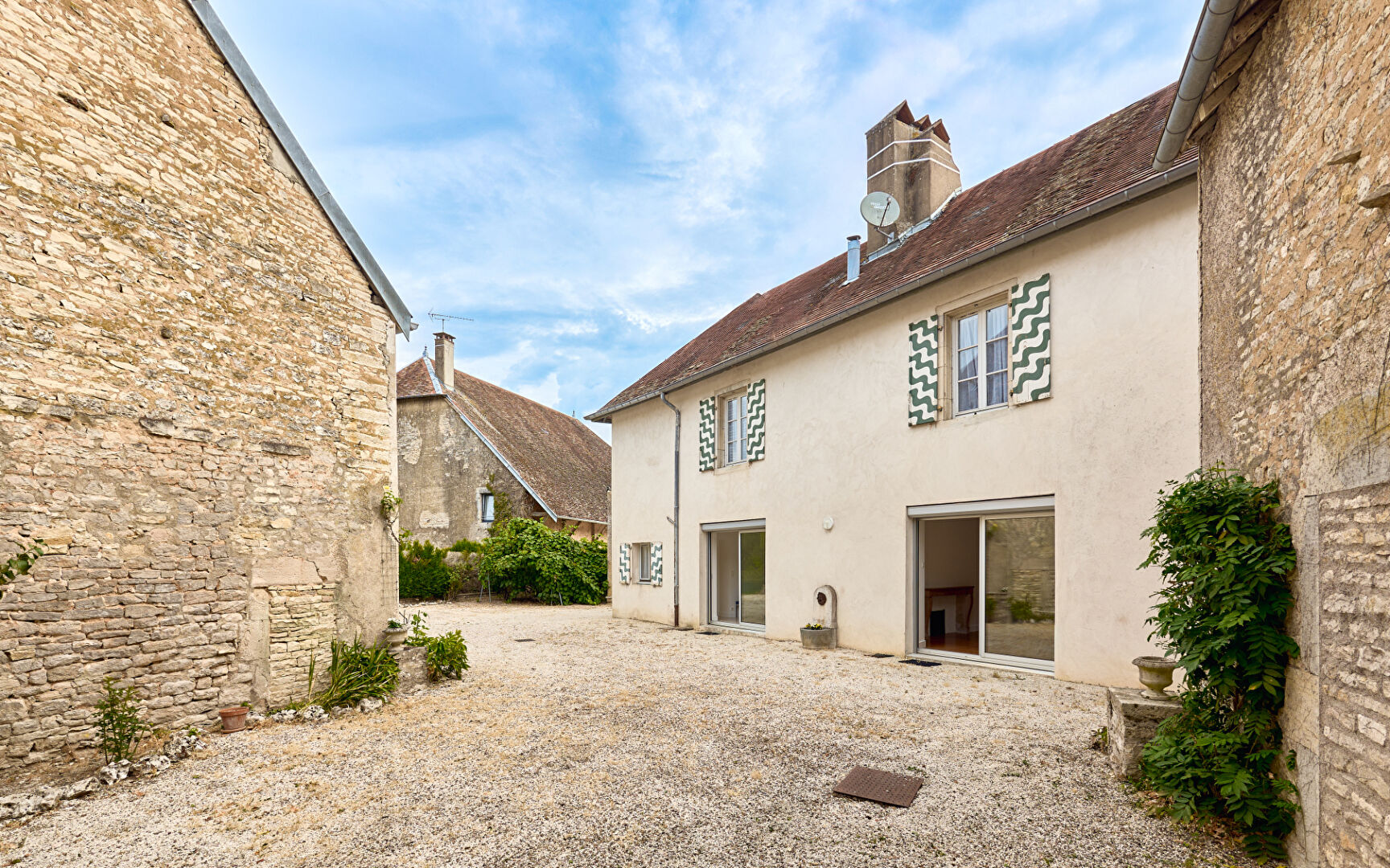 Agence immobilière de ARRIERE-COUR Besancon