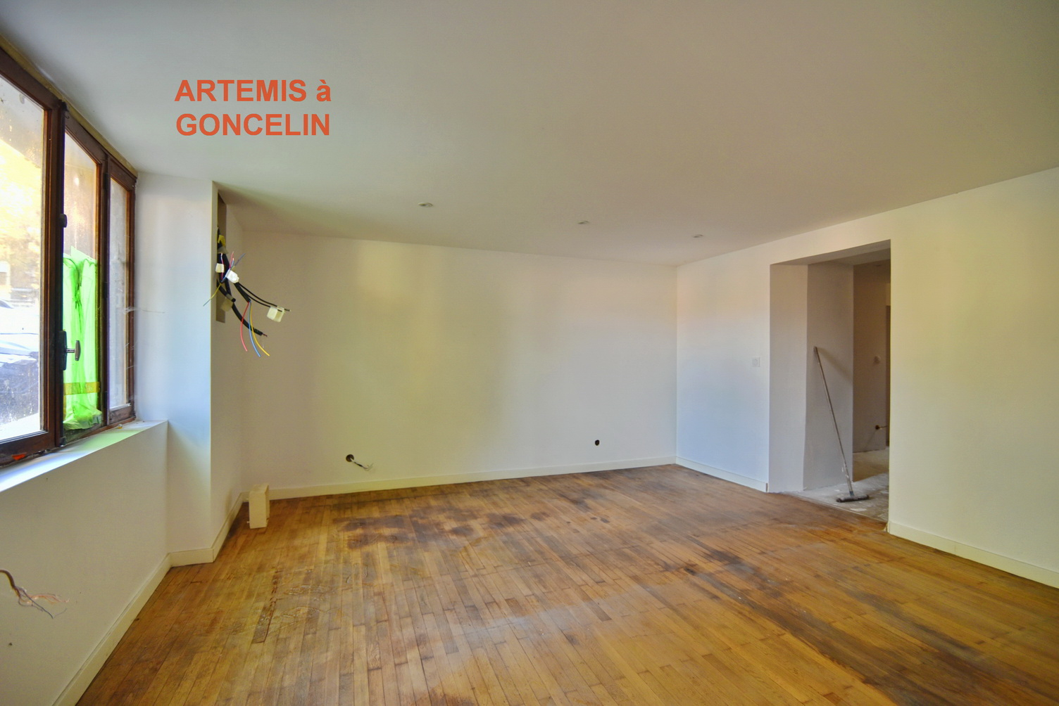 Photo Appartement Allevard 3 pièce(s) 50 m2 image 2/5