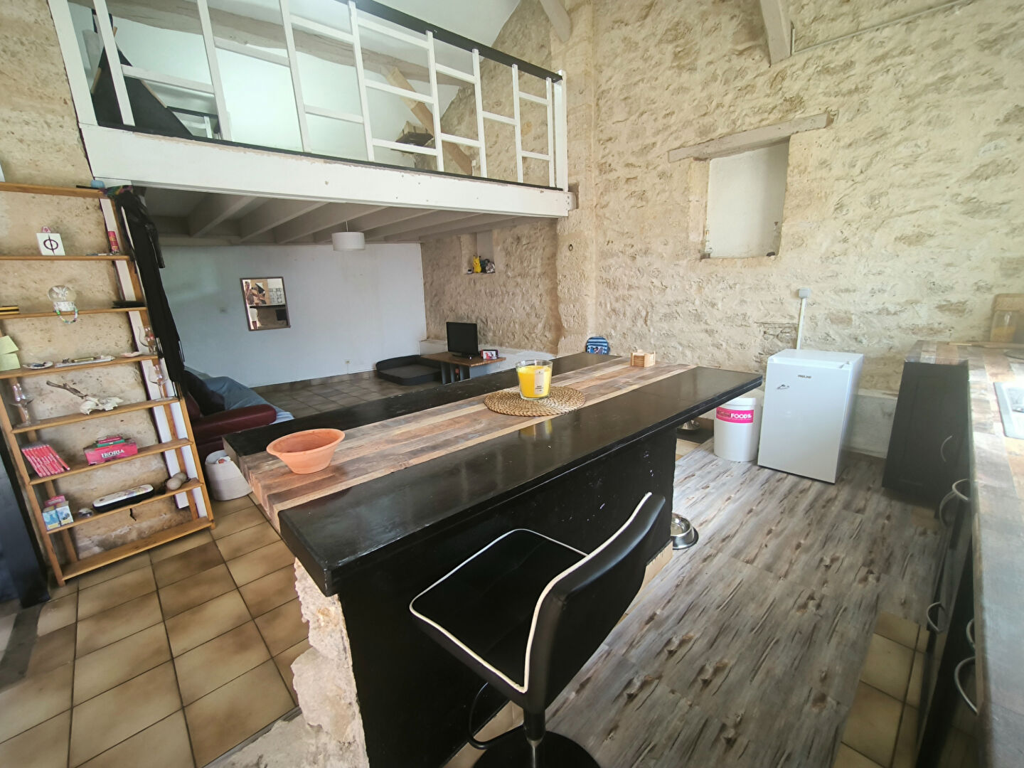 Photo Maison à Saint Vincent De Pertignas , 70 m2 avec jardin et dépendances image 4/6