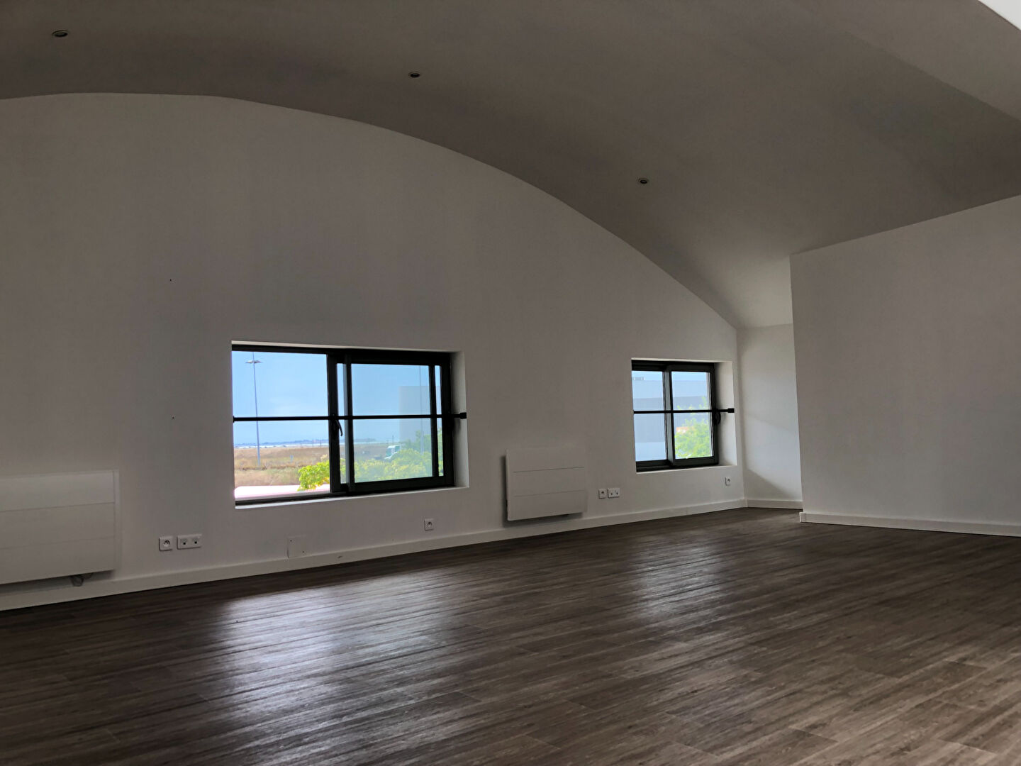 Photo A Louer local à usage professionnel image 5/5