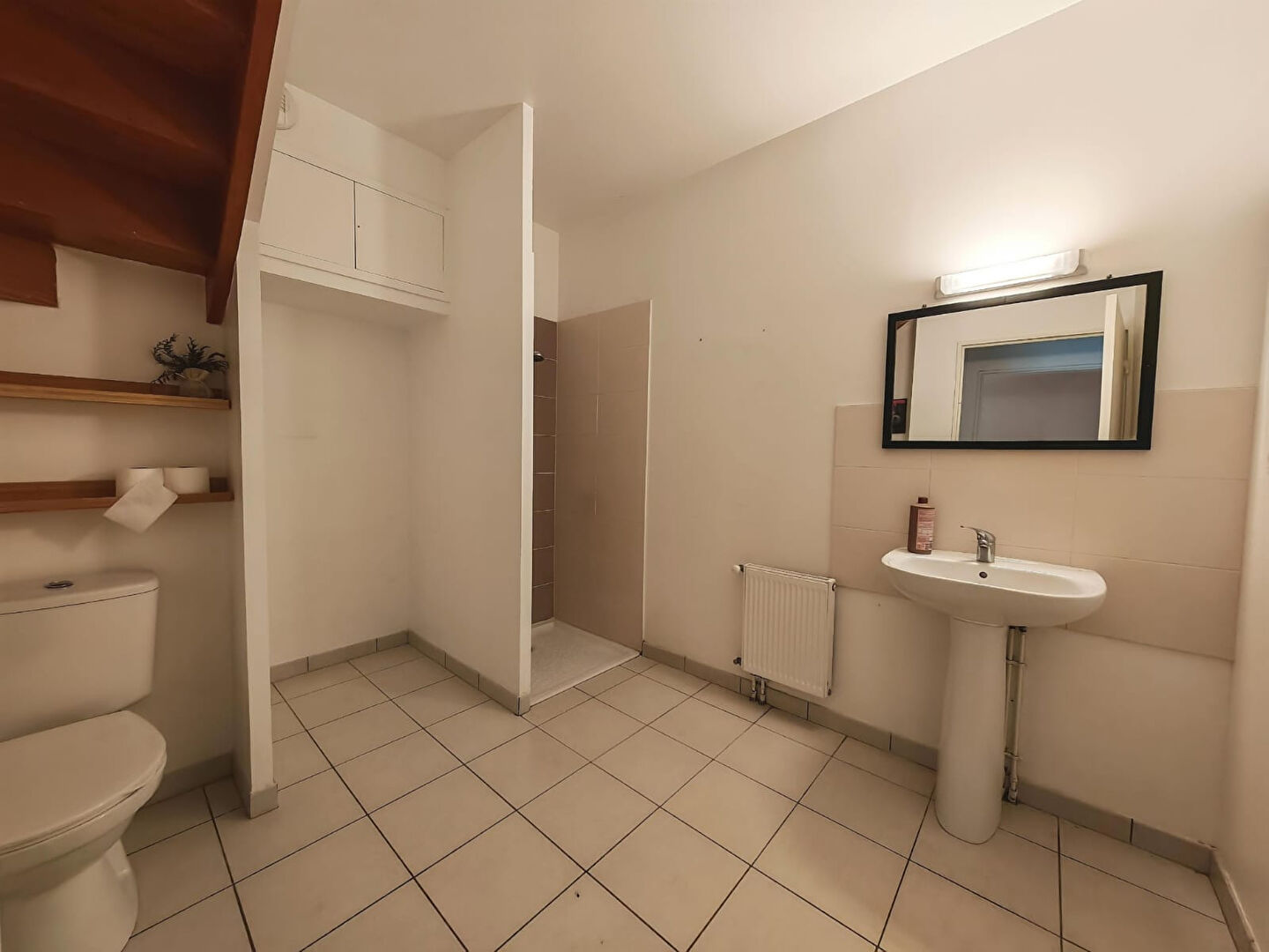 Photo NOUVEAU Maison cubique avec garage et jardin image 6/6